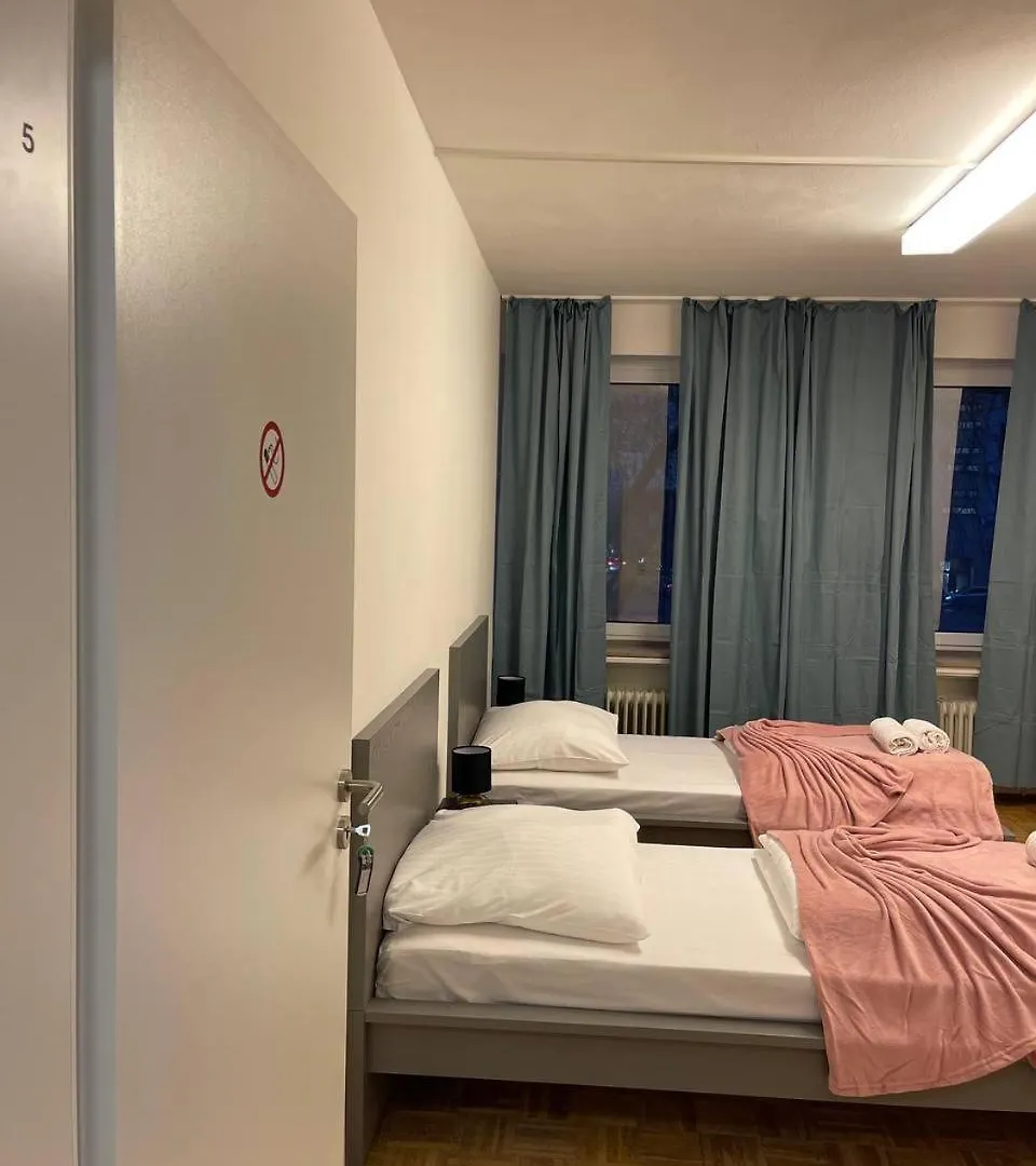 Shared Apartment At Heumarkt, City Center Köln Tyskland