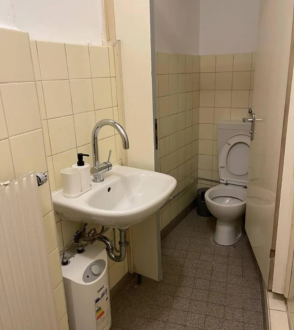 Shared Apartment At Heumarkt, City Center Köln Tyskland