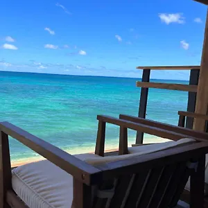 Hummingbird Oceanfront Hau'ula